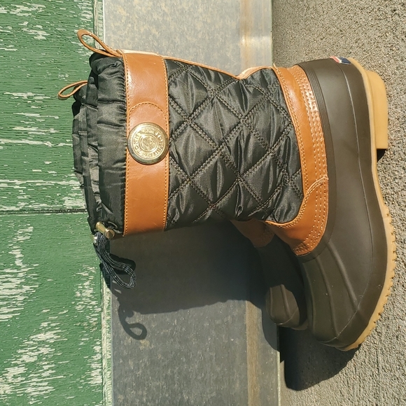 Tommy Hilfiger Arcadia duck boots women size 8 - Picture 4 of 11